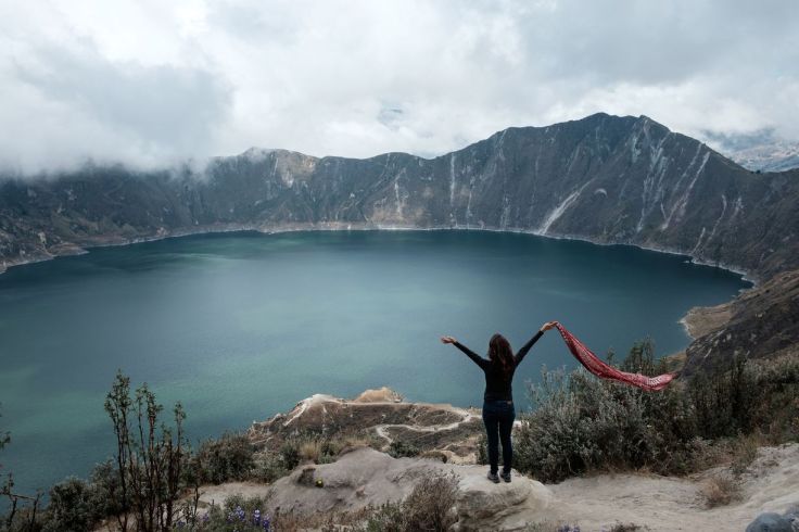 Lagune Quilotoa et foulard