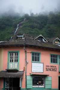 Cascade depuis le centre ville