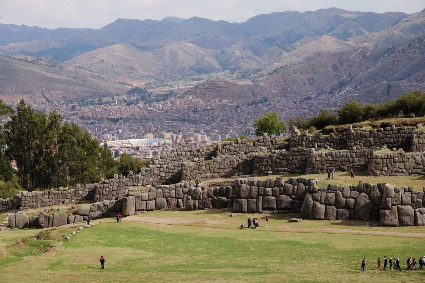 Saqsahuaman la forteresse Inca domine Cusco