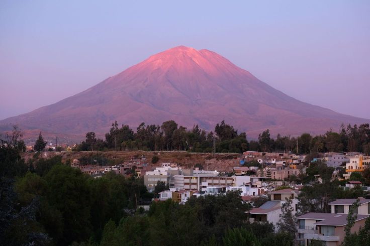 Coucher de soleil sur le volcan Misti